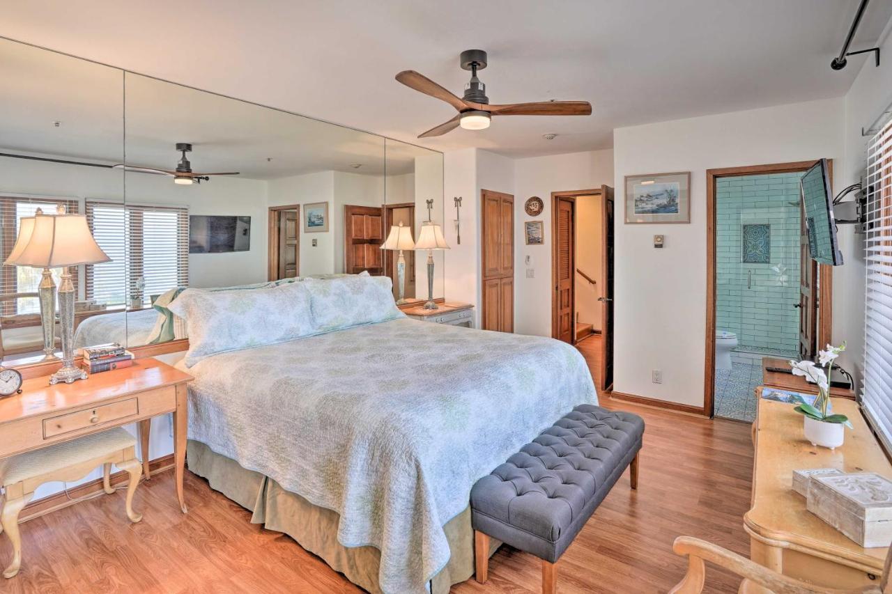 Quiet Avalon Getaway Villa With Ocean View And Balcony Exterior foto
