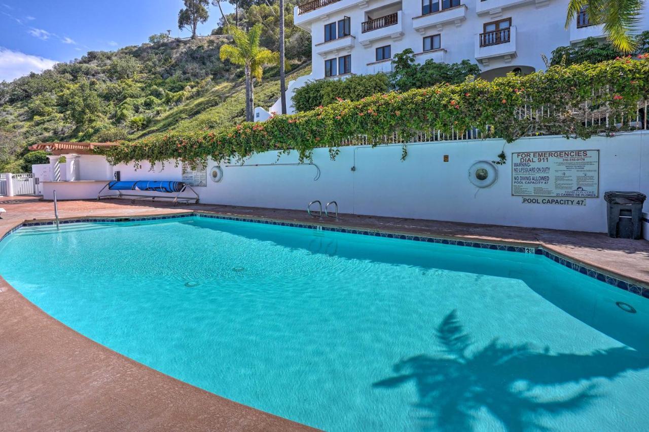 Quiet Avalon Getaway Villa With Ocean View And Balcony Exterior foto